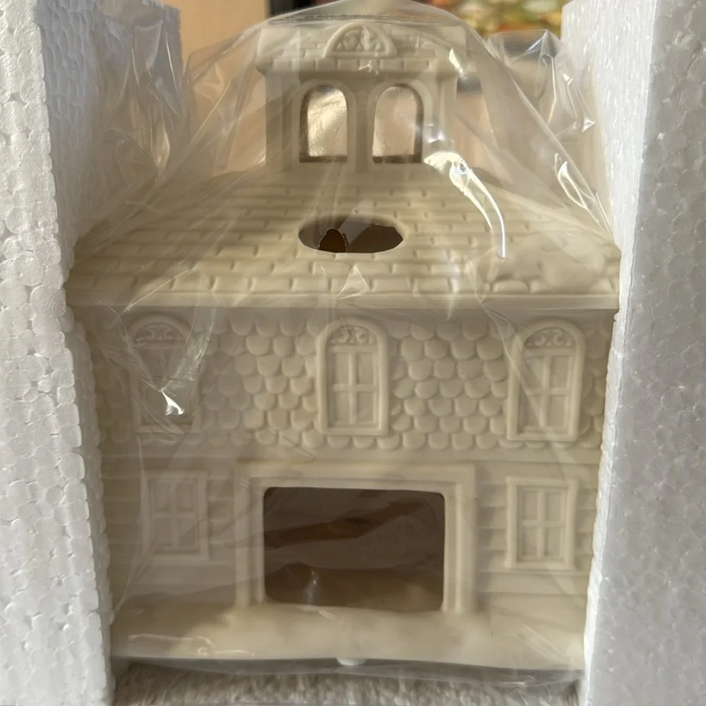 PartyLite never worn